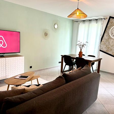 Appart' Calme - 48M² - Proche Versailles - Paris Elancourt Luaran gambar