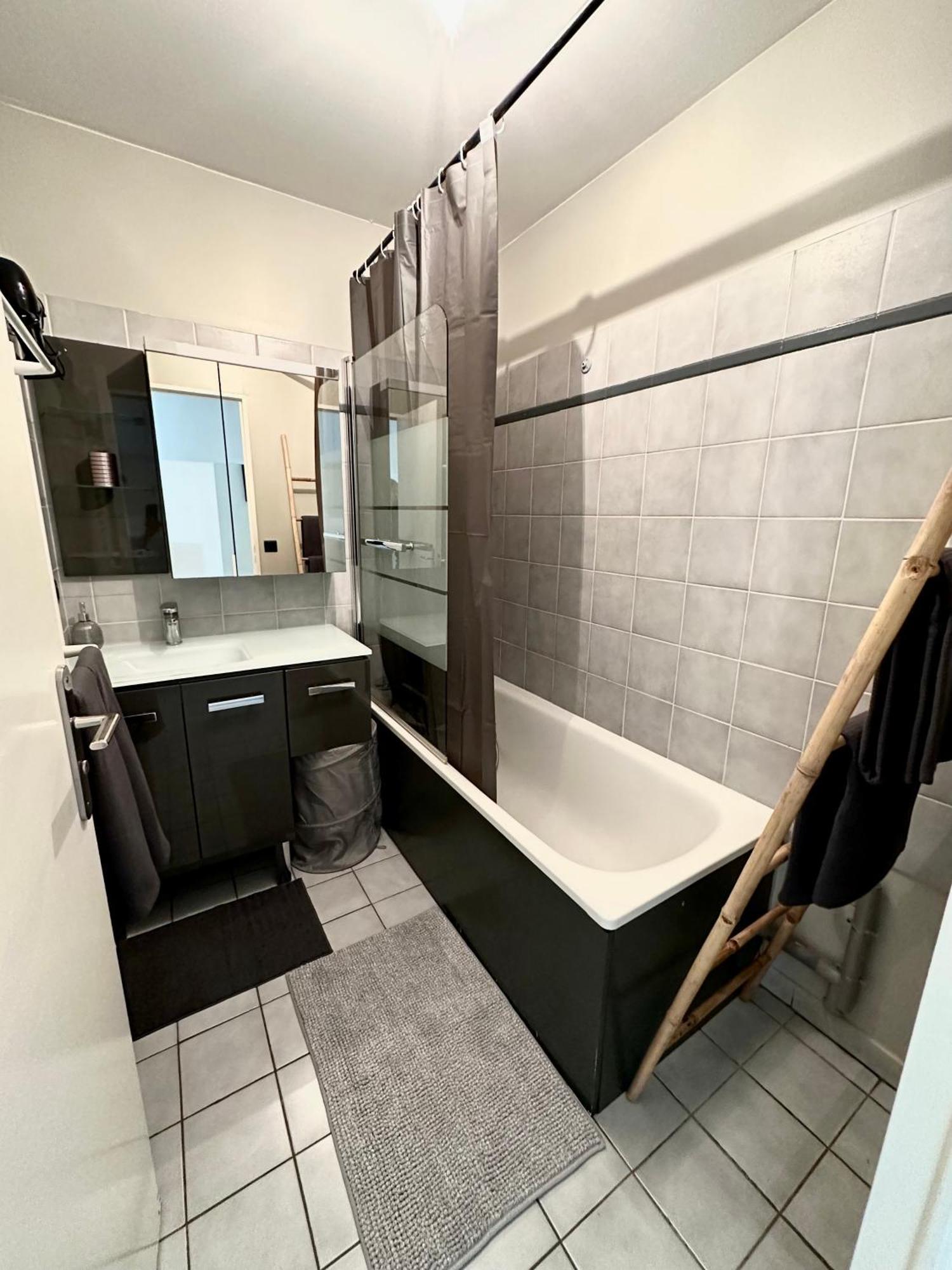 Appart' Calme - 48M² - Proche Versailles - Paris Elancourt Luaran gambar