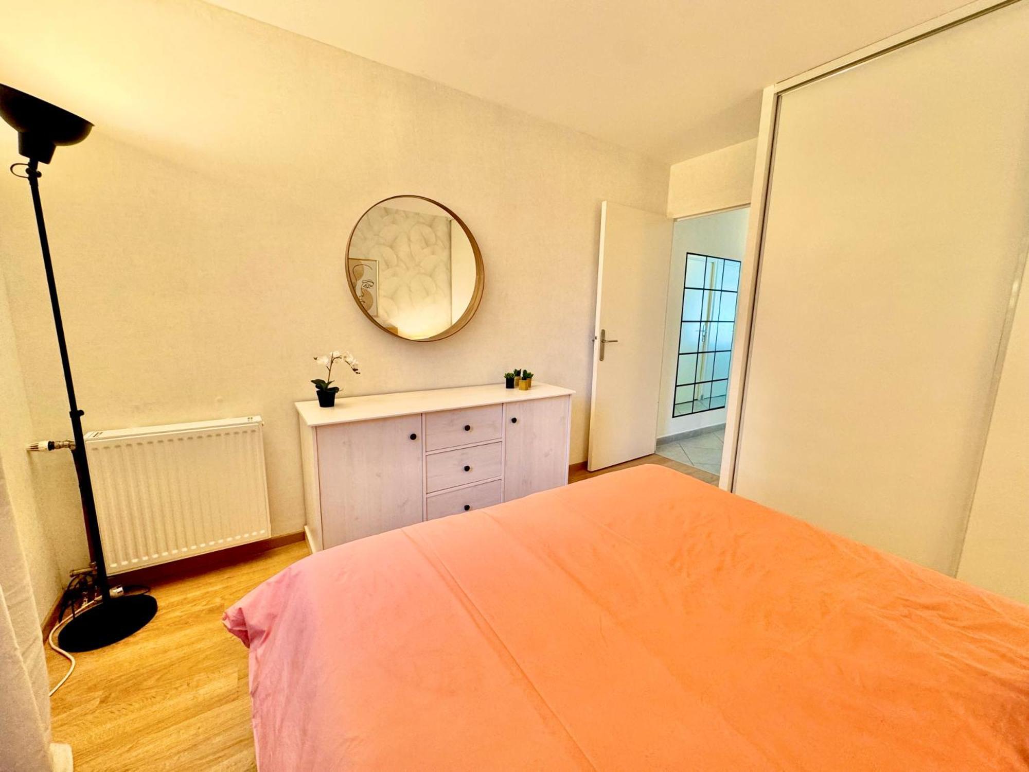 Appart' Calme - 48M² - Proche Versailles - Paris Elancourt Luaran gambar